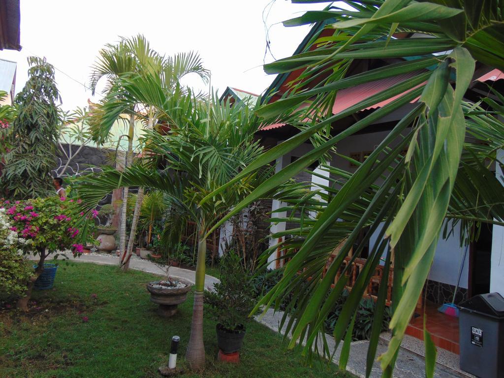 Santigi Homestay Gili Air Exterior photo