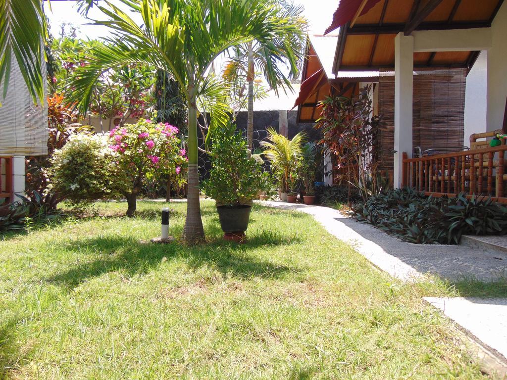 Santigi Homestay Gili Air Exterior photo