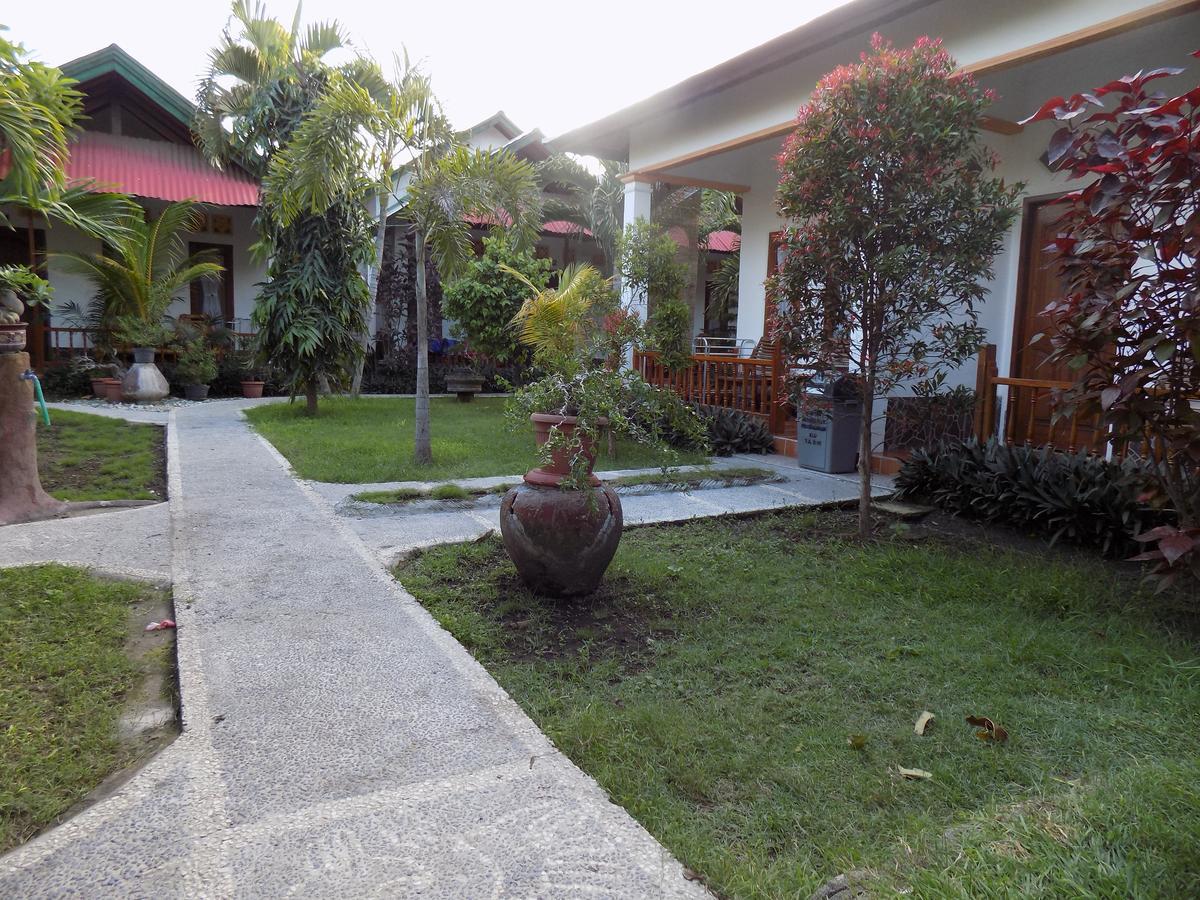 Santigi Homestay Gili Air Exterior photo