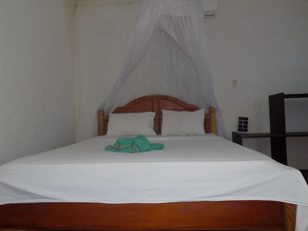 Santigi Homestay Gili Air Exterior photo