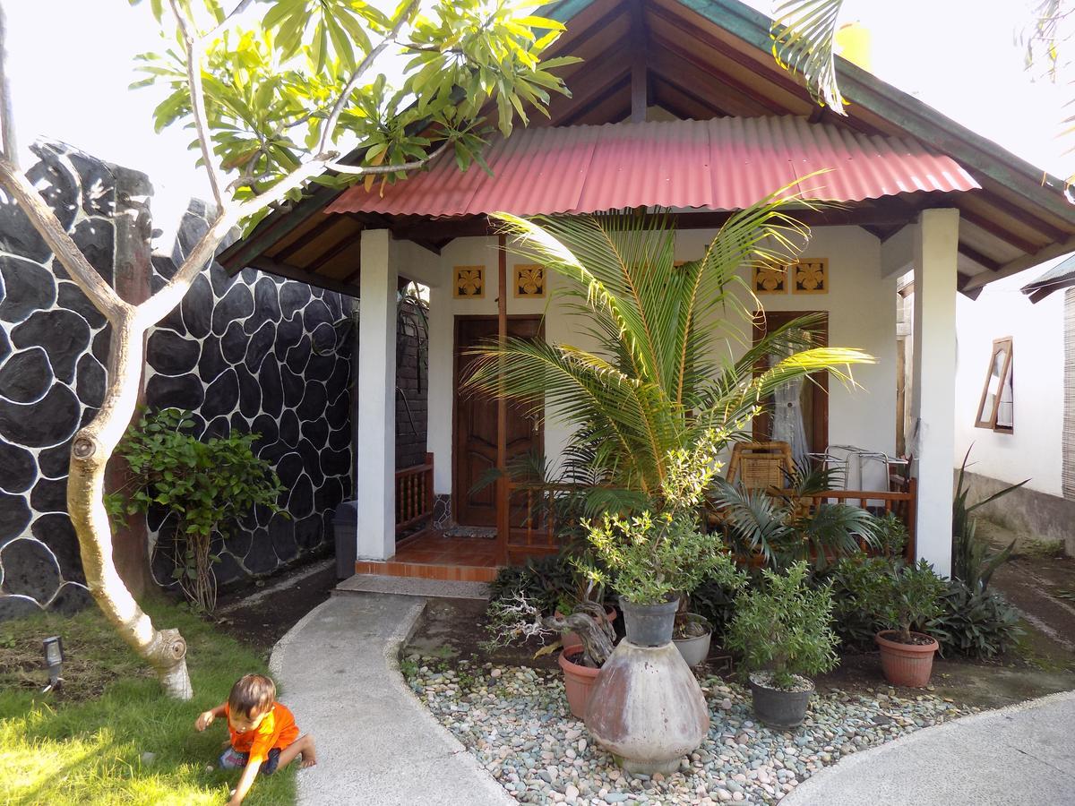 Santigi Homestay Gili Air Exterior photo